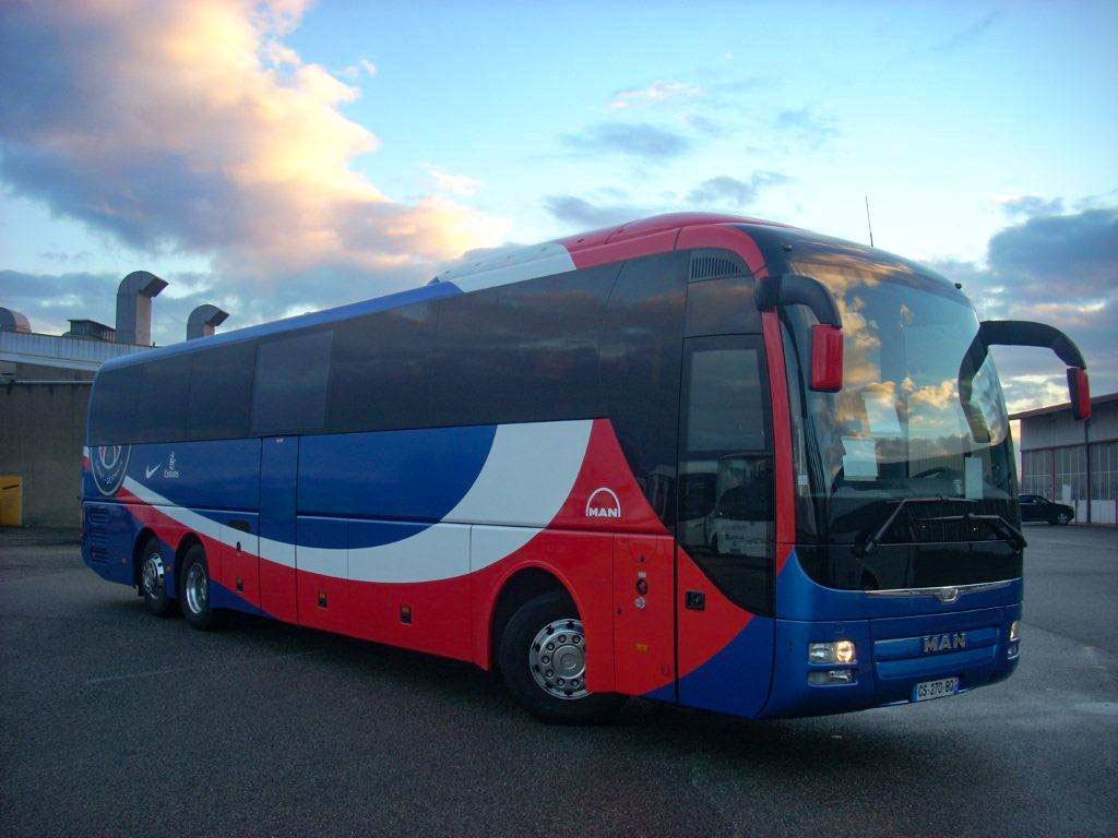 Flexigard polycarbonate glazing for PSG bus